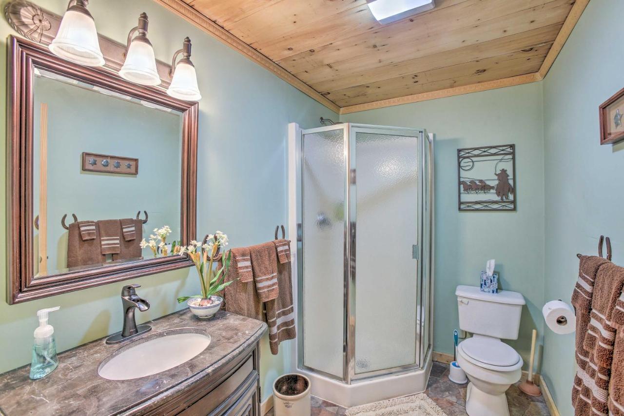 Resort Cabin With Fire Pit Golf, Hike And Play! Rothbury المظهر الخارجي الصورة