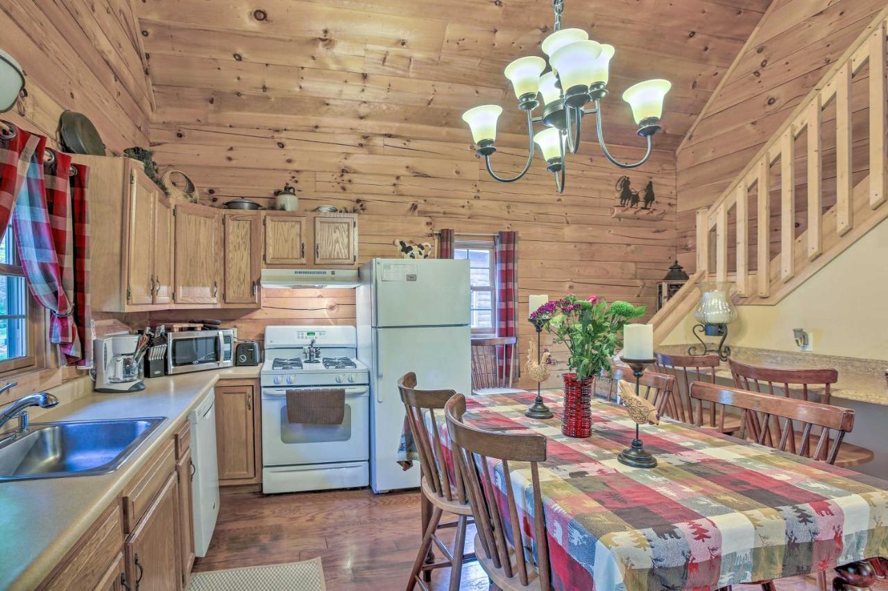 Resort Cabin With Fire Pit Golf, Hike And Play! Rothbury المظهر الخارجي الصورة
