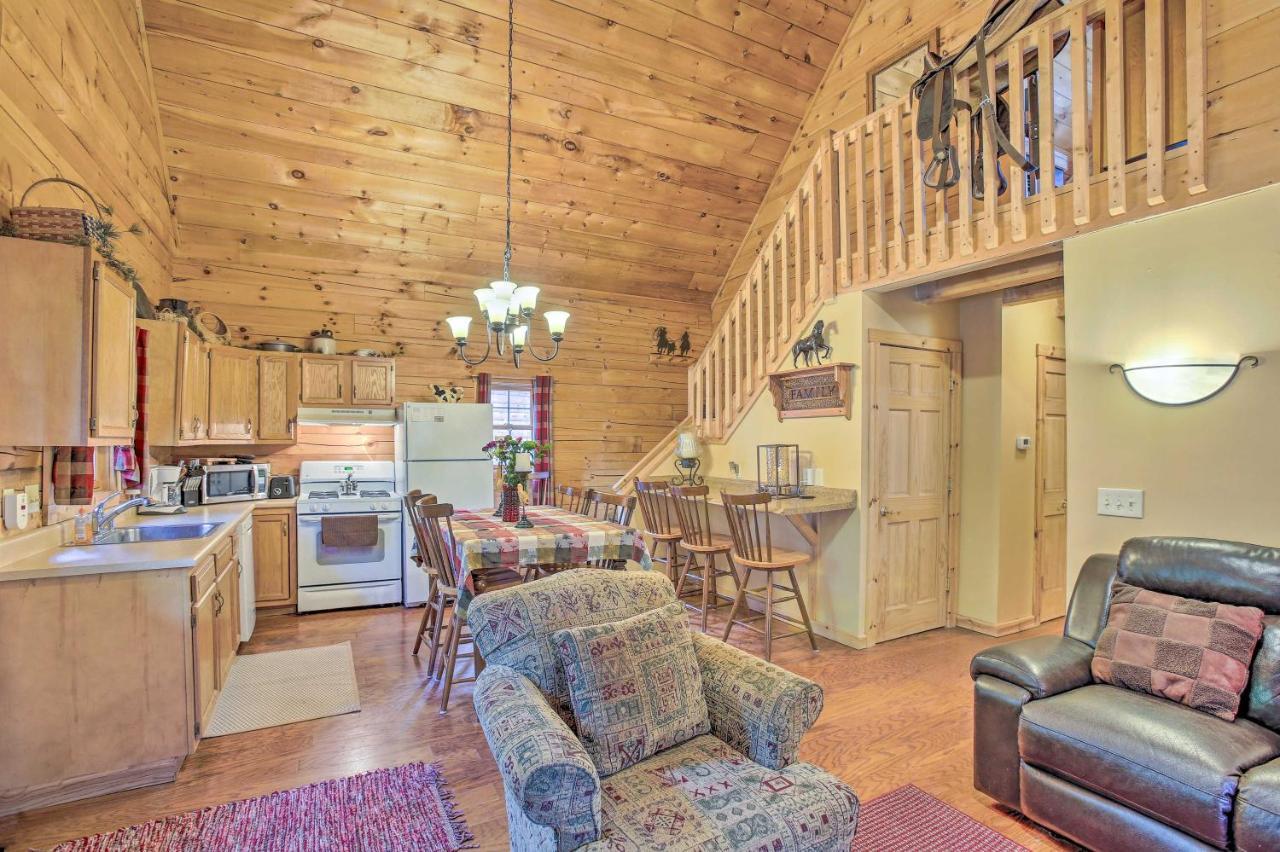 Resort Cabin With Fire Pit Golf, Hike And Play! Rothbury المظهر الخارجي الصورة
